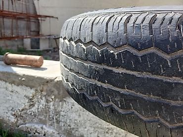 4114 r15: Колеса в сборе 215 / 75 / R 15, Всесезонная, Б/у, Запаска, Легковые, Железные, отверстий - 5 — 1