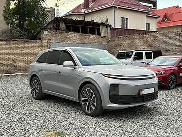 Lixiang L6: 2024 г., 1.5 л, Автомат, Гибрид, Кроссовер at lalafo.kg Lixiang L6: 2024 г., 1.5 л, Автомат, Гибрид, Кроссовер