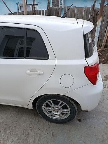 lexus sc: Scion xD: 2010 г., 1.8 л, Автомат, Бензин, Хэтчбэк — 6