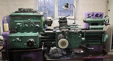 ХОЧУ КУПИТ. Токарно-винторезный станок по металлу - Универсальный