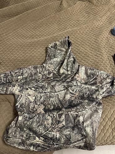 Эркектер кийими: Толстовка с капюшоном в камуфляжной расцветке. - Тип: худи/толстовка — 1