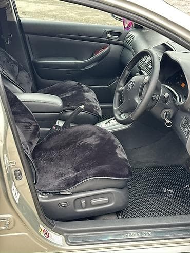 range rover 2003: Toyota Avensis: 2003 г., Автомат, Бензин, Седан — 4