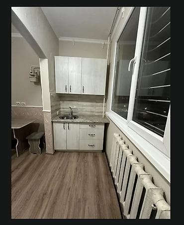 1 комната, 43 м², 12 мкр 106 серия улучшенная, 7 этаж — 4