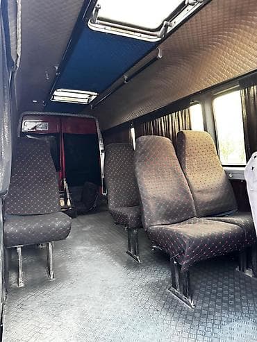 м 20: Mercedes-Benz Спринтер: 1997 г., 2.9 л, Бус — 3