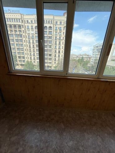 сдаю квартиру в чолпон ате: 2 комнаты, 56 м², Индивидуалка, 5 этаж, Косметический ремонт — 10