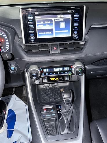 дубликат ключа от машины: Toyota RAV4: 2019 г., 2.5 л, Автомат, Бензин, Кроссовер — 9