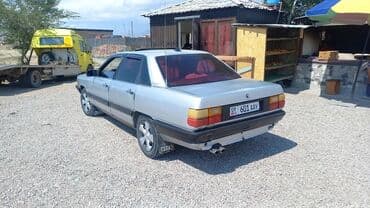 продаю домкрат: Audi 100: 1986 г., 2.2 л, Механика, Бензин, Седан — 4