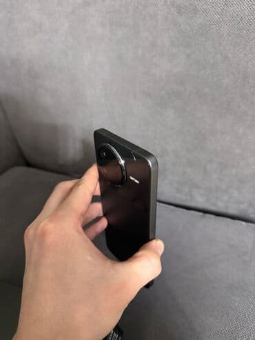 пока x4 gt: Poco F7 Pro, Б/у, 256 ГБ, цвет - Черный — 4