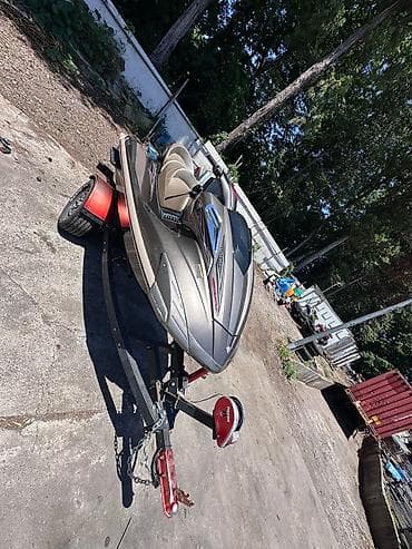 купить надувную лодку: Гидроцикл Yamaha WaveRunner (High Output) - Бренд/линейка: Yamaha — 6