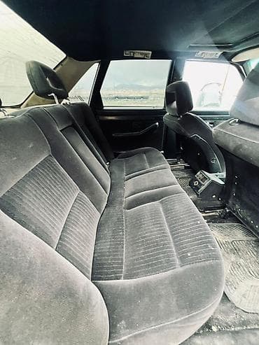 subaru outback 2023: Audi 100: 1989 г., Ручные, Бензин, Седан — 5