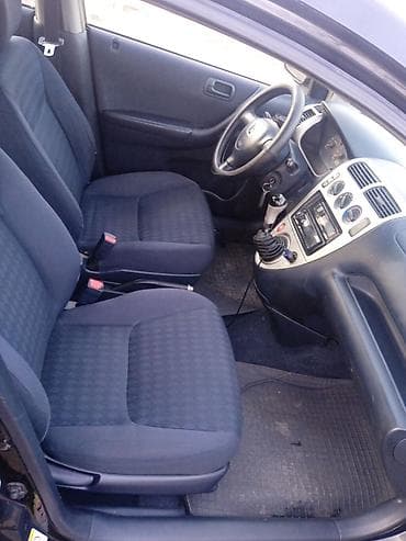 купить машину киа: Honda Civic: 2001 г., 1.6 л, Механика, Бензин, Хэтчбэк — 5