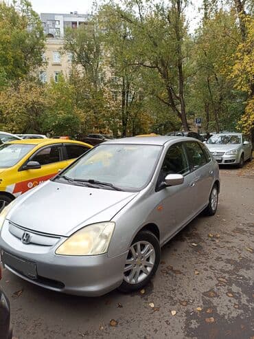 honda e: Honda Civic: 2002 г., 1.6 л, Автомат, Бензин, Хэтчбэк — 4
