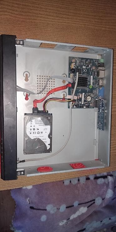 зеркало шпион: Цифровой видеорегистратор Novus NDR-BA6104 (B-series) - 4-канальный — 4