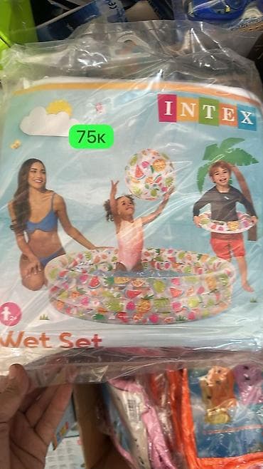и 28: 1.32 всата :28 см цена:1050с Надувной набор для воды Intex Wet Set — 1