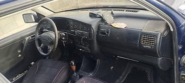 волксваген поло: Volkswagen Golf Variant: 1994 г., 1.8 л, Универсал — 5