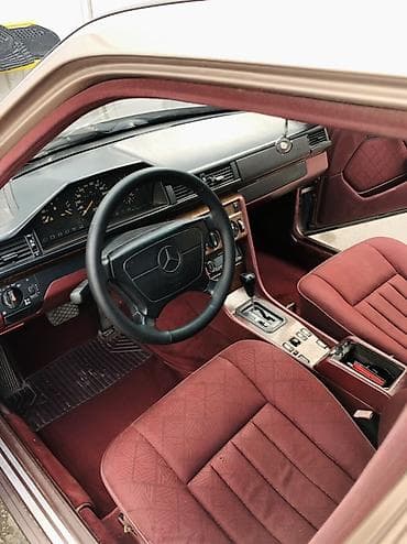 124 салон: Mercedes-Benz W124: 1994 г., 2.2 л, Автомат, Бензин, Седан — 3