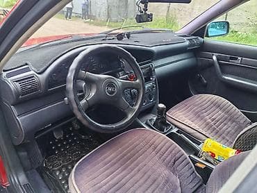 лексус сатуу: Audi 100: 1993 г., 2.6 л, Кол менен иштөөчү, Газ, Седан — 5