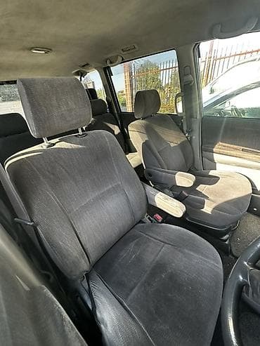 windom 2003: Toyota Noah: 2003 г., 2 л, Автомат, Бензин, Минивэн — 7