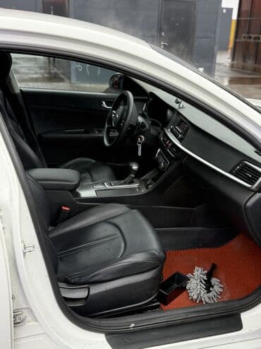 авто не рабочий: Kia K5: 2020 г., 2 л, Газ, Седан — 8