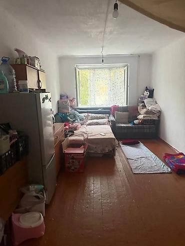 Кыймылсыз мүлк: 1 бөлмө, 18 м², 5-мкр Жатакана, 2 кабат, Эски ремонт — 6
