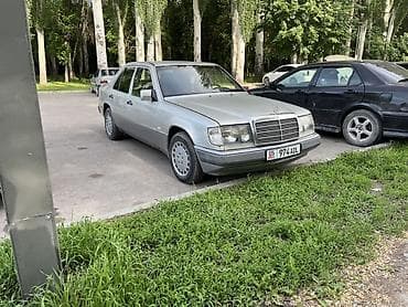 Транспорт: Mercedes-Benz W124: 1992 г., 2 л, Механика, Бензин, Седан — 3