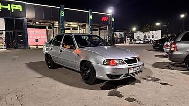 Daewoo Nexia: 2012 г., 1.6 л, Механика, Бензин, Седан