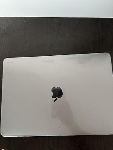 ноутбук macbook: Apple MacBook Pro 13.3" - Чип: Apple M1 - ОЗУ: 8 ГБ - Накопитель — 1