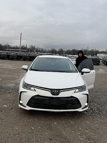 scion машина: Toyota Corolla: 2019 г., 1.8 л, Вариатор, Гибрид, Седан — 7