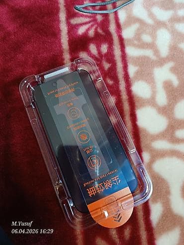 poco x1 pro: Защитное стекло для смартфона с установочным лотком - Комплект — 3