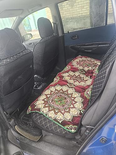 Mazda PREMACY: 2002 г., 1.8 л, Механика, Бензин, Минивэн