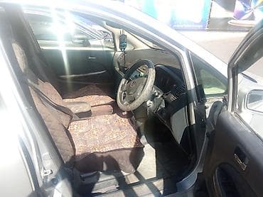 Продажа авто: Honda Stream: 2001 г., 2 л, Автомат, Бензин, Минивэн — 6