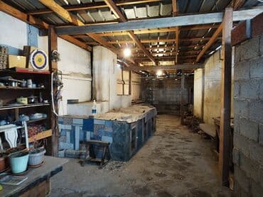 участок под автомойку: Дом, 300 м², 5 комнат, Собственник — 6