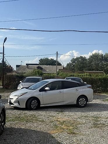 разный: Toyota Prius: 2018 г., Вариатор, Гибрид, Хэтчбэк — 2