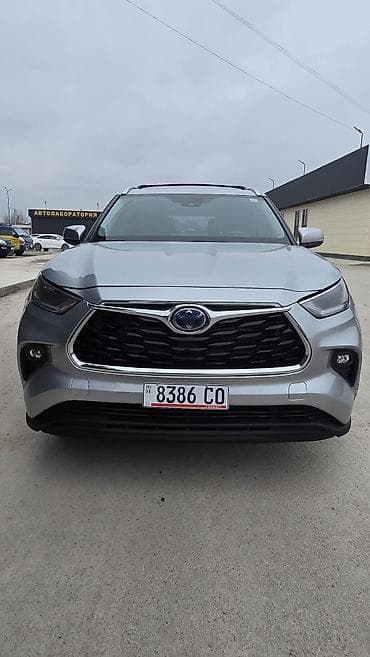 Toyota Highlander: 2021 г., 2.5 л, Вариатор, Гибрид, Внедорожник