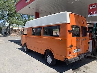 Продажа авто: Volkswagen Bus/Vanagon: 1986 г., 2.4 л, Механика, Дизель, Бус — 5