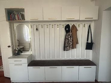 шкаф для офис: Прихожая модульная с скамьей, крючками и зеркалом - Комплектация: - — 1