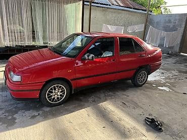 Транспорт: Volkswagen Vento: 1994 г., 1.8 л, Механика, Бензин — 4