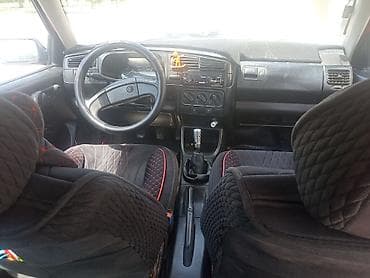 Транспорт: Volkswagen Golf: 1992 г., 1.8 л, Механика, Бензин, Хэтчбэк — 10