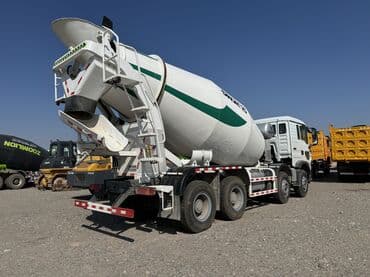 кровать трансформер 7 в 1: Бетономешалка, XCMG, 2022 г., 10 м3 — 2