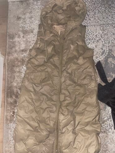 Сулуулук жана ден соолук: Продаю безрукавку на осень, длина ниже колен, легкая🤍 — 2