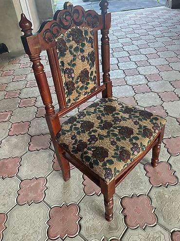 Продаю стулья с ореха 9шт