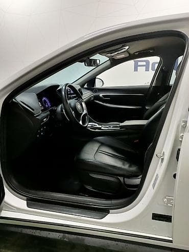 не нужное: Hyundai Sonata: 2021 г., 2 л, Автомат, Газ, Седан — 6