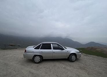 Транспорт: Daewoo Nexia: 2010 г., Механика, Бензин, Седан — 5