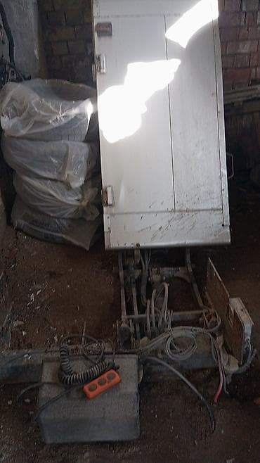 Гидро лопата Mercedes-Benz, 2001 г., Б/у, Оригинал