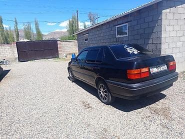 Унаа сатуу: Volkswagen Vento: 1992 г., 1.8 л, Автомат, Бензин, Седан — 4
