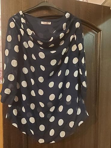 Очень красивая блузка состояние отличное размер 48 ватсап