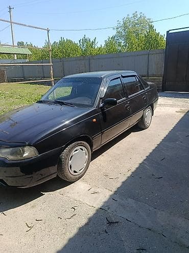 неки: Daewoo Nexia: 2008 г., Седан — 2