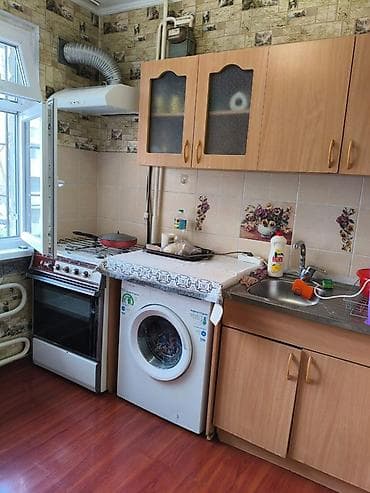 комната берилет бишкек: 3 бөлмө, Менчик ээси, Толугу менен эмереги бар — 4