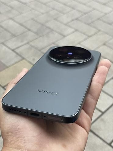 tecno spark: Vivo X300 Pro, цвет - Серый — 1