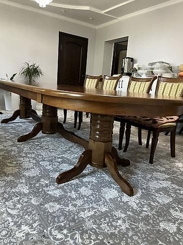 Стол для зала, Не раскладной, Овальная